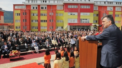 Bosna Hersek’te 3 Binden Fazla Türk Öğrenci Eğitim Görüyor