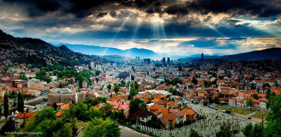 Saraybosna güzel, içli, olgun ve küçük şehir!